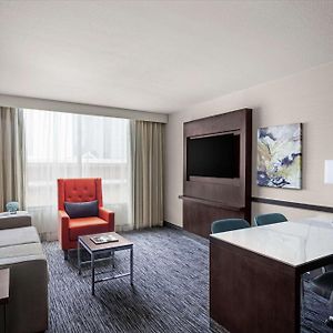 Two Room Suite Mobility accessible